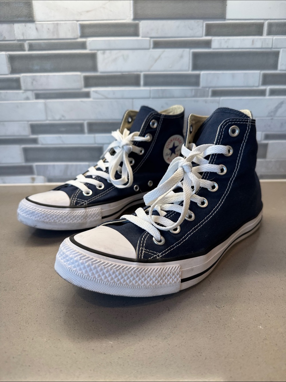 Converse Mens Chuck Taylor All Star High Top Sneakers - Navy/White